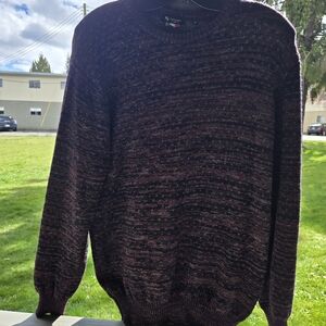 Classic Crewneck Sweater in Burgundy Multitone